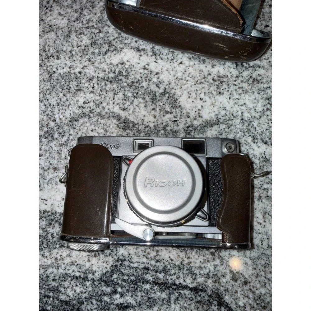 vintage‎ Ricoh 500 Riken lens 1:2.8 camera Not Tested Leather Case No Strap
